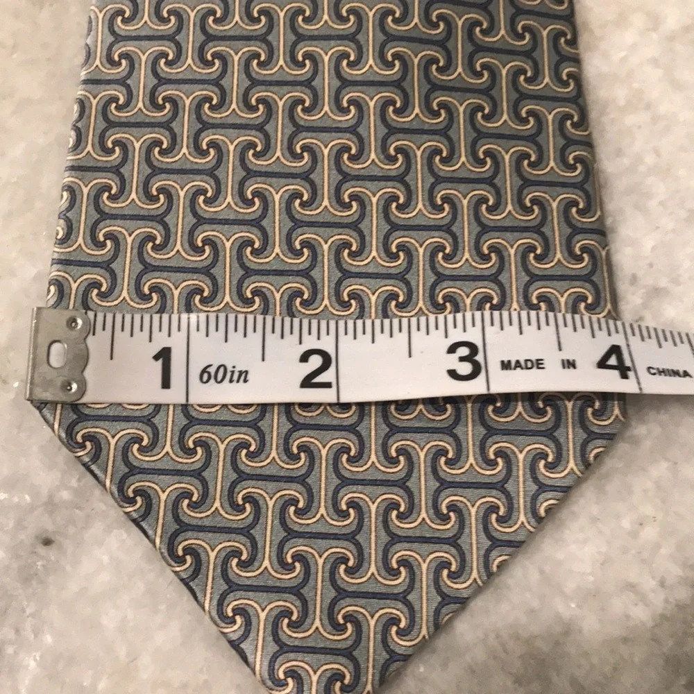 Roundtree‎ & Yorke Silk Tie Mens Blue Silver Geometric Designer Necktie Lux USA